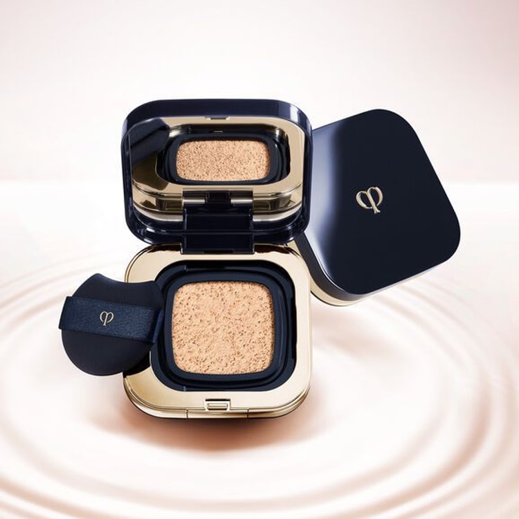Cle de Peau Beaute RADIANT CUSHION FOUNDATION DEWY SPF25・PA+++ OC