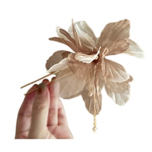 Dead leaf butterfly ~ super fairy retro chiffon flower pearl yarn tassel-shaped hairpin temperament new Chinese-style hair plate coffee chiffon flower tassel U-shaped hairpin 1 hair ornament