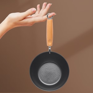 王源吉 【小巧速热防溢好倒】大隆冶坊 子品牌 18cm锤纹奶锅 雪平锅 无涂层 精铁材质带玻璃盖 - 非常适合一人食