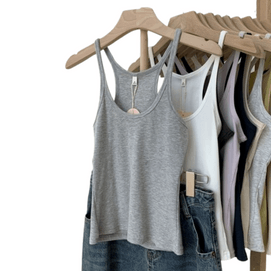 【中國直郵】 親太太 純色吊帶背心 U領細肩帶上衣 M碼