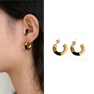  Fancy Jasmine 美拉德黑紅琺瑯復古耳環 秋冬必備 點亮穿搭 日常通勤 每一眼都是高級感 【附贈Facny Jasmine高端抽拉懸浮首飾盒】1對 【新年禮物 送女友】