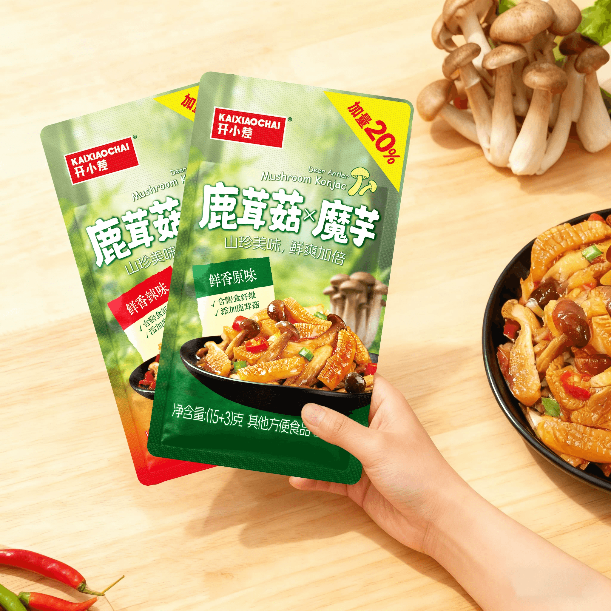 【中国直邮】 开小差 鹿茸菇魔芋辣条童年味道网红休闲小零食香辣味18g*10袋