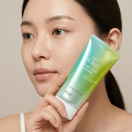 Rohto Skin Aqua Tone-Up UV Essence Mint Green 70g