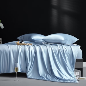 【中国直送】百易 洗えるクールシルク 夏用キルト エアコンキルト 150×200cm ブルー