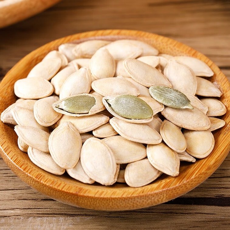 Salt-baked pumpkin seeds 348g 7