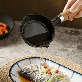 川岛屋 泼油热油小锅 迷你铸铁煎锅 煎蛋饺神器 10cm