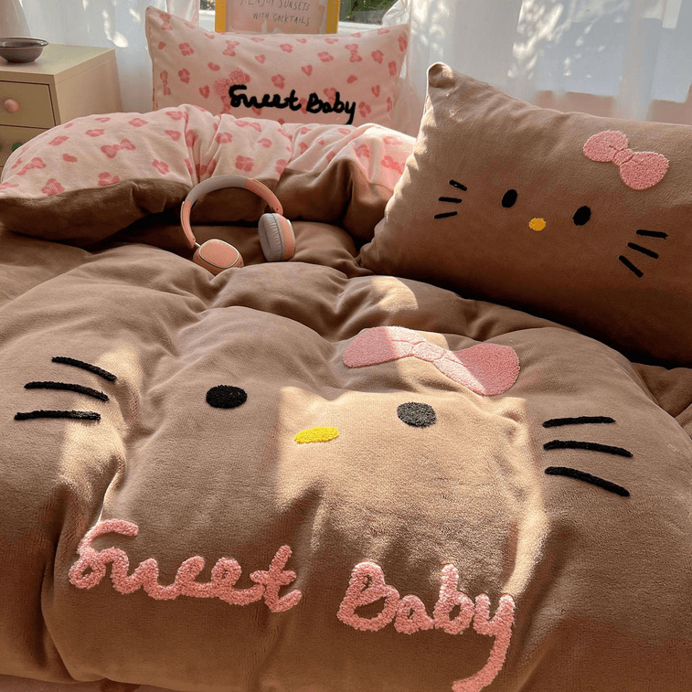 【中国直邮】 Lullabuy 黑皮猫猫牛奶绒床上四件套 床品被套枕套(床笠款)咖色-Queen 3