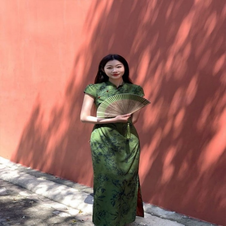 New Chinese style retro improved cheongsam half sleeved long skirt in size S 4