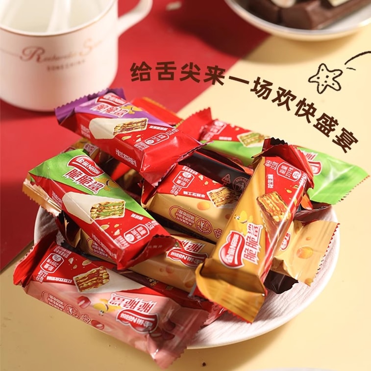 [중국 직배송] 네슬레 크리스피 샤크 초콜릿 웨이퍼 샌드위치 비스킷, 혼합 맛 [무료 보관함 포함] 풍부하고 바삭한 스낵, 사무실 보관에 적합, 짧은 스트립 형태 12.5g*60개입 7