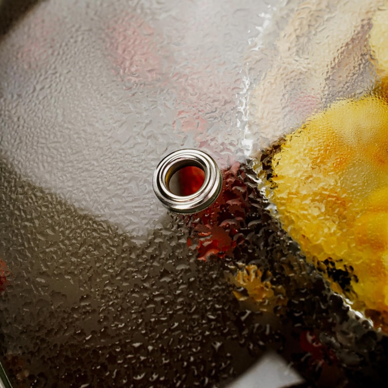 Electric Stainless Steel 2 Way Hot Pot / 4.5Q 8