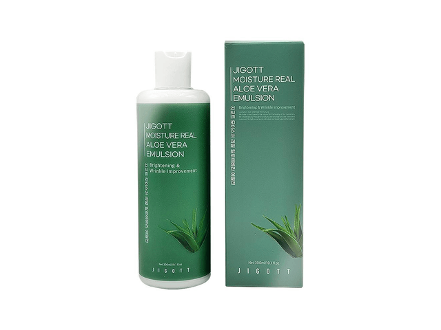 Jigott Moisture Real Aloe Vera Emulsion 10.1 FL OZ 300ml - Yami.com