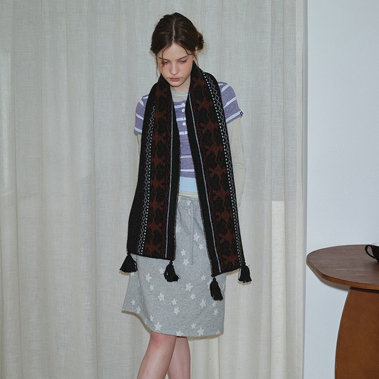 【中国直邮】 HSPM 羊毛混纺费尔岛围巾男女冬季挂须搭配柔软毛线围巾 黑色1个 3