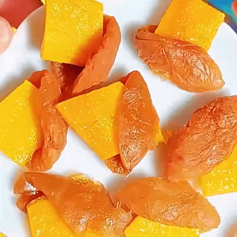 【中国直邮】 溜溜梅 芒果青梅抱抱梅夹心芒果干蜜饯酸甜梅子70克*1袋