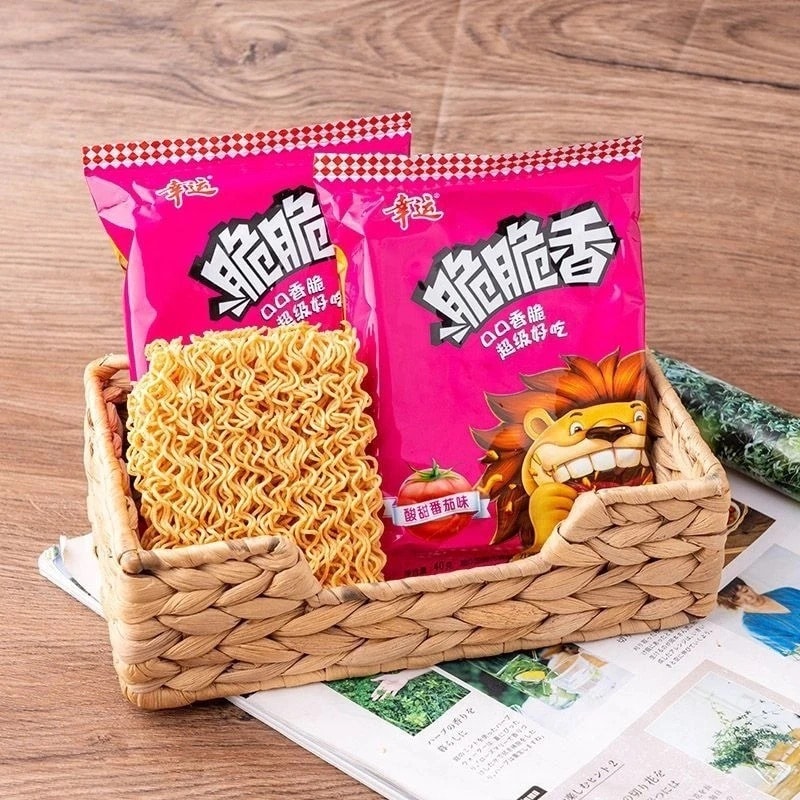 【中國直郵】 幸運 乾脆面整箱裝乾吃麵懷舊晚上解餓解饞小零食小吃休閒食品 脆脆香乾脆麵 酸甜番茄味 40g*5包