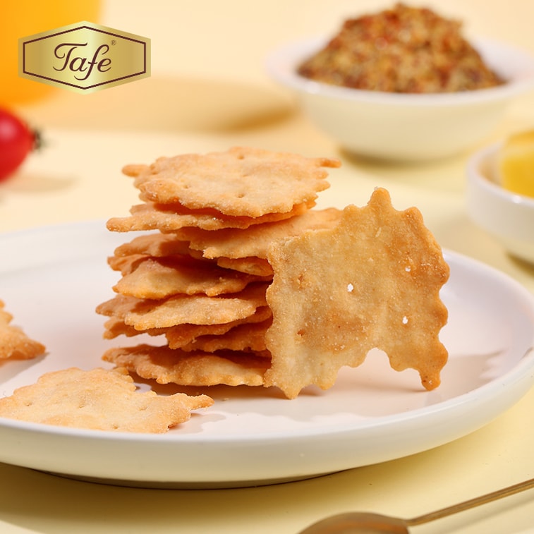 Wasabi Cheese Flavored Light Crispy Biscuits 60g 3