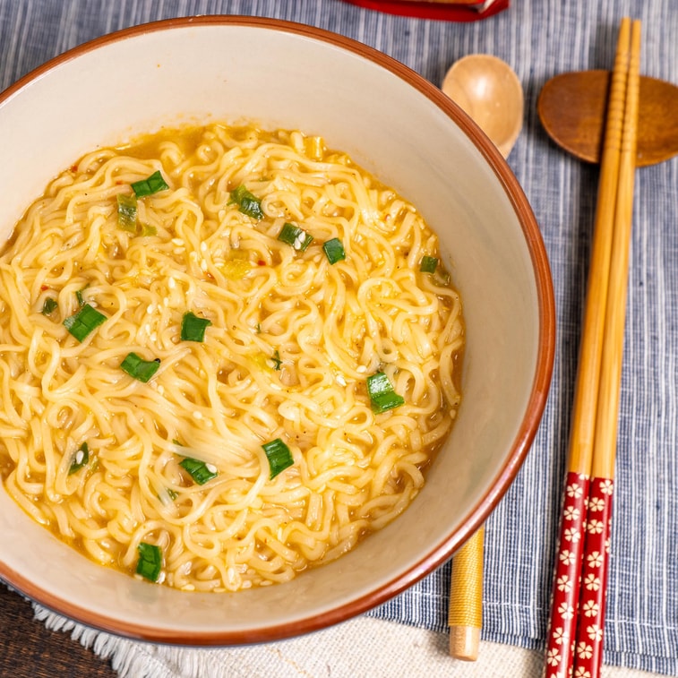 멘라쿠 일본 라면 - 즉석면, 매콤한 참깨맛 - 구운 참깨와 매콤한 된장국, 5개입, 510g 4