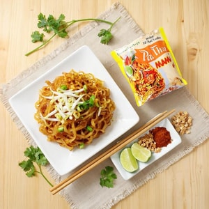 Pad Thai Instant Rice Noodles Stir-Fried Flavor - Hot & Spicy Noodles, 2.5 oz*4【4 Packs】