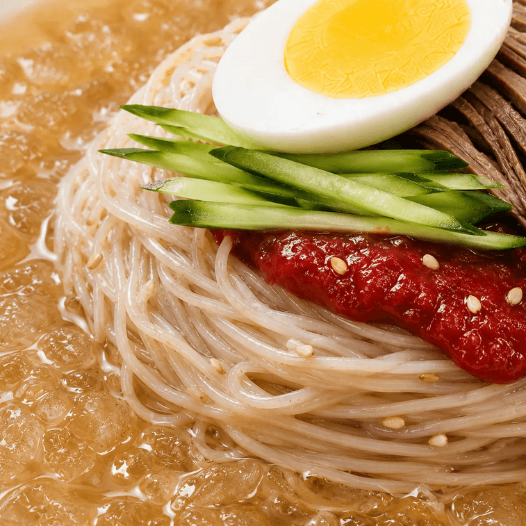 Deep Savory Broth Noodles Dancho Milmyeon, Pear and Onion Blended Seasoning, 4 Servings, 69.6 oz【 Korean Cold Noodles】 3