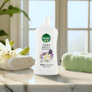 Fragrant Moisturizing Shower Gel, Body Wash, Small Blue Orchid Pear 950g Random Packaging