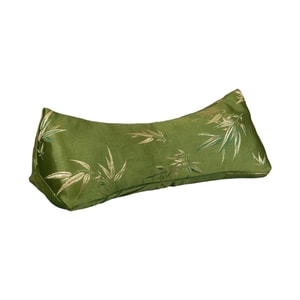 【中国直邮】 HSPM 新款小清新护颈椎助睡眠可拆卸专用枕 艾草三角枕 F