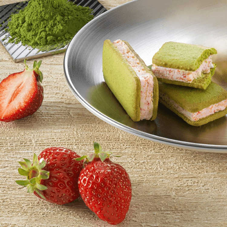 Kyoto Veneto Cho-berry-cha Matcha Strawberry Sandwich Cookies 6