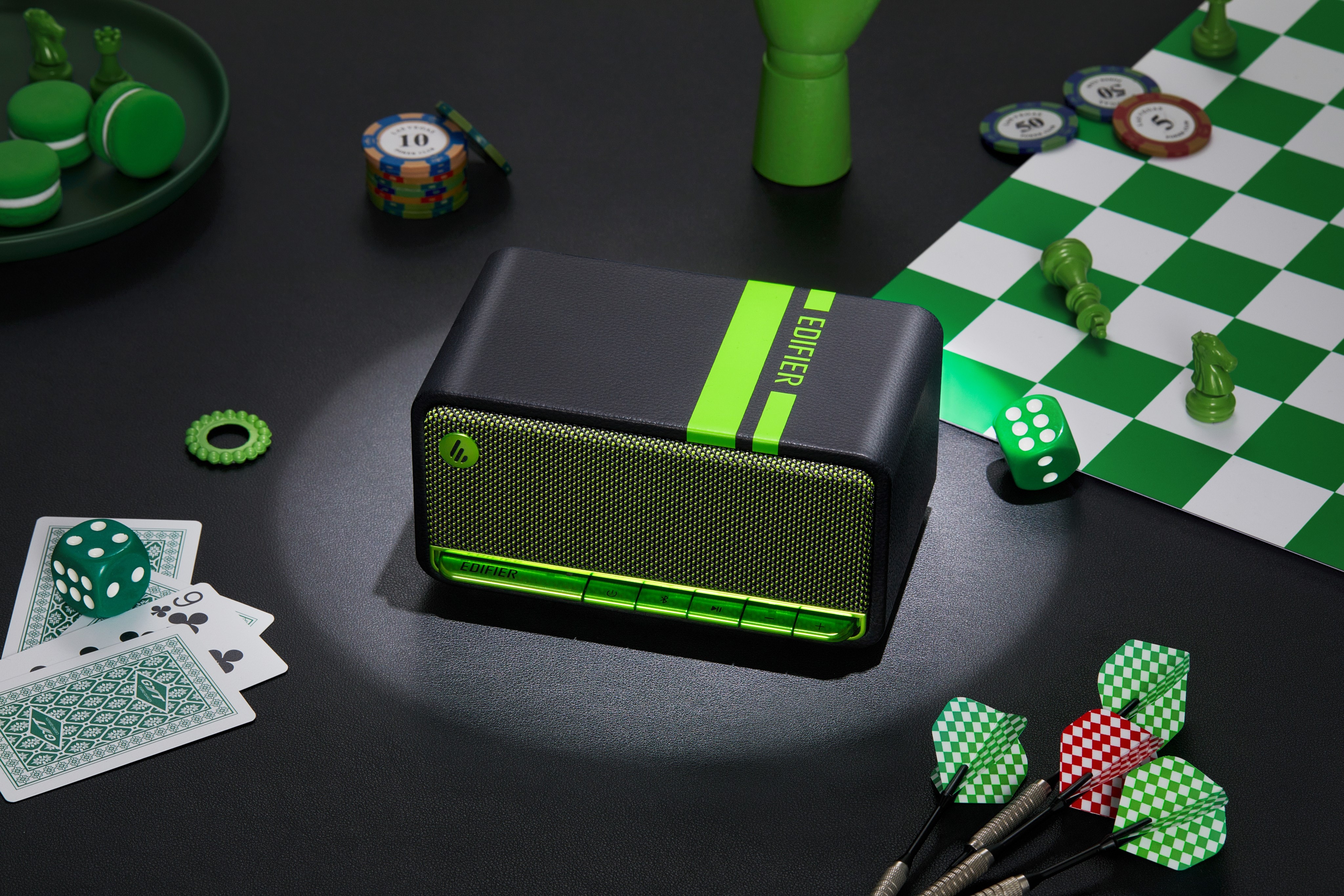 Edifier MP230 ポータブル Bluetooth スピーカー、レトロクラシックな