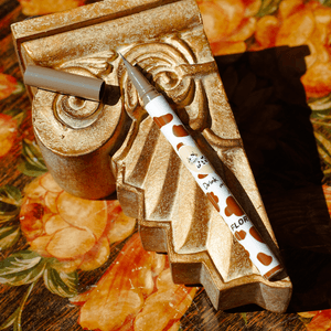 FLORTTE花洛莉亚 彩色眼线液笔 哇塞好细眼线笔 极细持久防水眼线液笔 #02 好细的冷茶棕