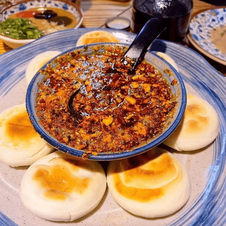 Lao Gu's Spicy Seasoning Baoji Copper Hot Pot Oil Bowl Spicy Lao Gu Hot Pot Fragrant but Not Spicy 30-Year Recipe 200g*1 Can 3