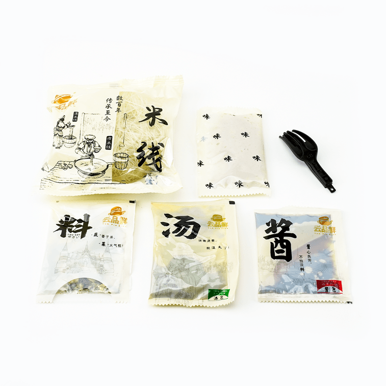 雲品鮮 過橋米線 雞樅菌湯口味 桶裝 150g【雲南風味】 4