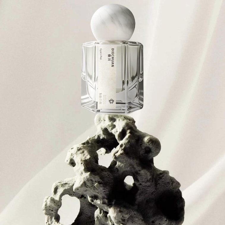 Gyala Peri Milky Sandalwood Perfume 50ml 4