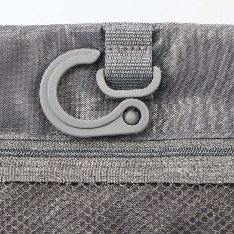 【Expédition directe du Japon】 Japon MUJI Fibre de polyester Trousse de toilette de voyage pliable et suspendable, sac de rangement portable imperméable, trousse de maquillage, gris, 1 pièce
