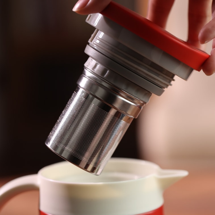 주니어 시스터즈 티 리뷰: 【미국 재고 보유, 즉시 배송】여의홍색 찻주전자, 세라믹 코팅, 금속이나 플라스틱 냄새 없음, 가볍고 휴대가 간편함, 오래가는 보온성, 건강한 생활을 위한 온도 유지, 비즈니스, 사무실 및 선물용으로 적합, 900ml 4