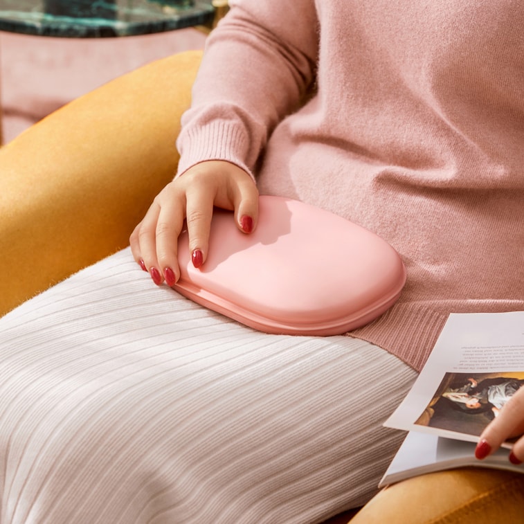 韩国 BANU 充电10分钟温暖一下午 充电热水袋+ 天鹅绒袋子 215x145x45mm 粉红色 1 件 6