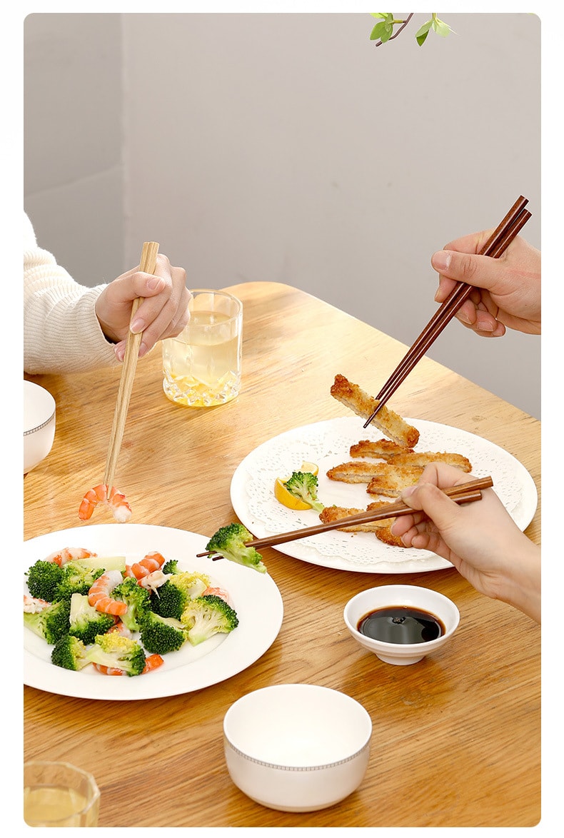 FaSoLa Baguettes domestiques en bois d'origine 5 paires Une personne, une baguette Bois de santal chinois Antimoisissure Antidérapant Antibactérien [Cadeau, facile à entretenir, ne noircit pas avec une utilisation prolongée, facile à saisir les aliments, élégant et rustique, nouvelle maison]