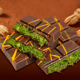 SnackTalk Dubai Style Chocolate Dark Chocolate Pistachio Kunafa 37g [Refrigeration Required Upon Arrival]