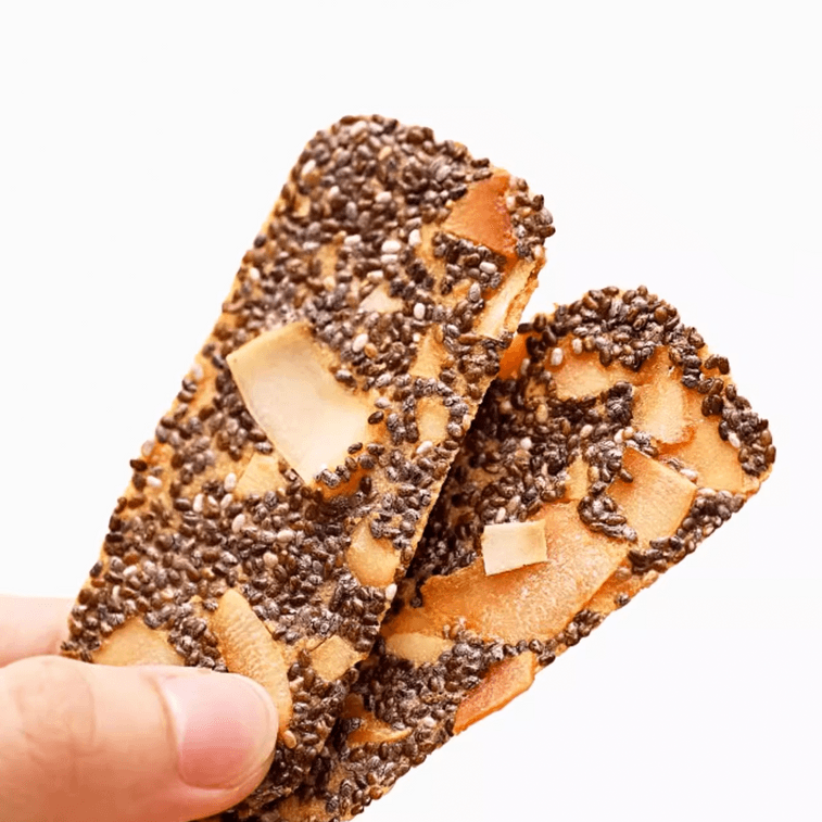 チアシードココナッツクリスプ、2.54オンス 3