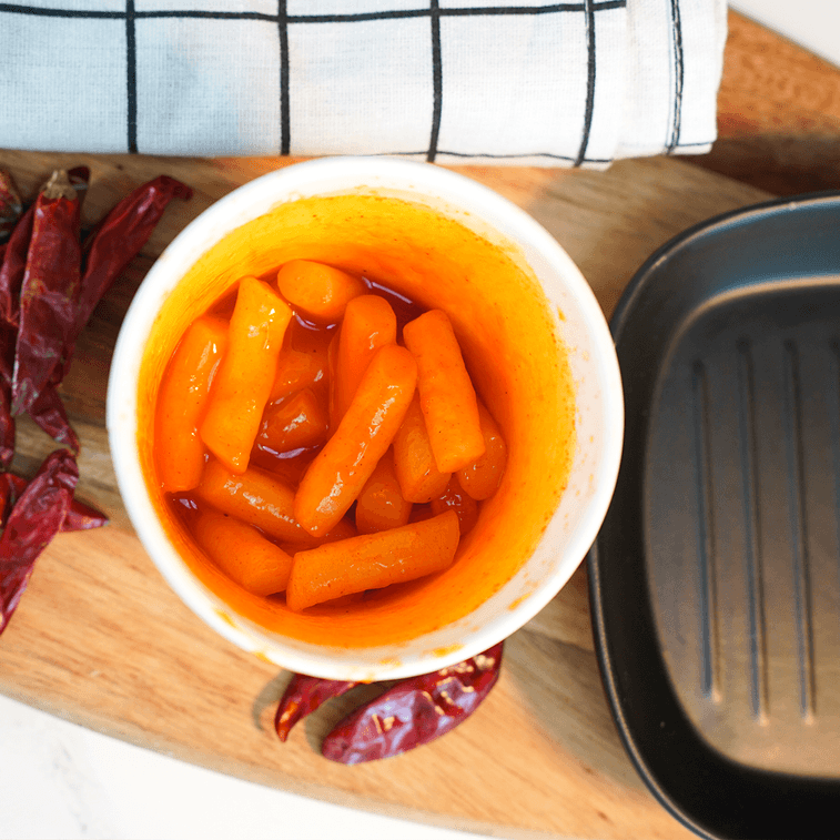 Korean Instant Tteokbokki Rice Cake Sweet & Spicy Flavor, 4.94 oz 7