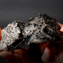 탑리 고마 모치 - 건조 검은 참깨 모치 떡, 7.76oz 【먹기 전에 약한 불로 천천히 튀겨주세요】