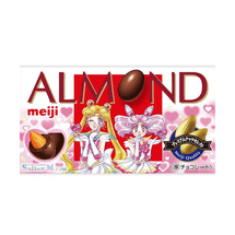 【日本直邮】 日本 MEIJI明治 美少女战士 杏仁夹心巧克力 79g 两种包装随机发