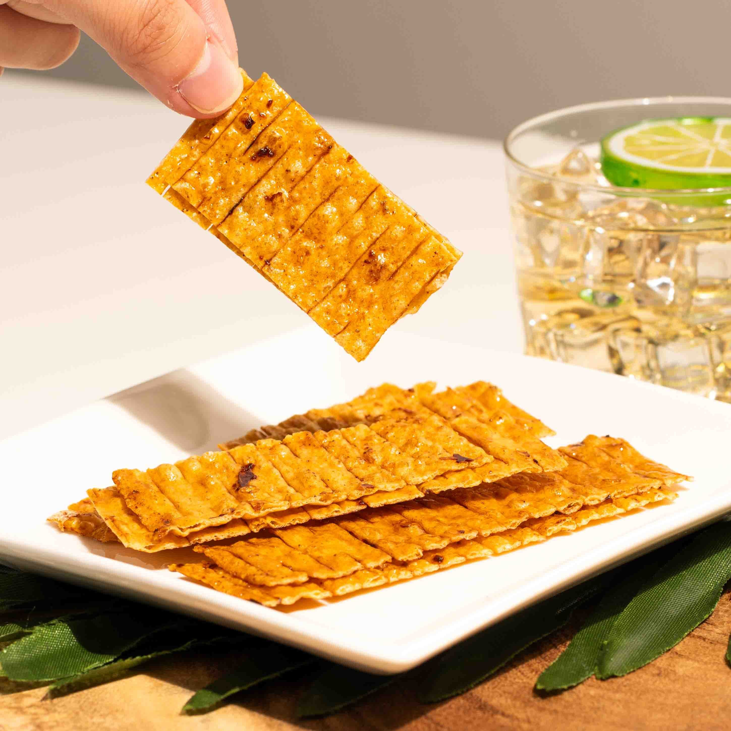 BENTO Squid Seafood Snack Spicy Seaweed Flavor 20g - Yami.com