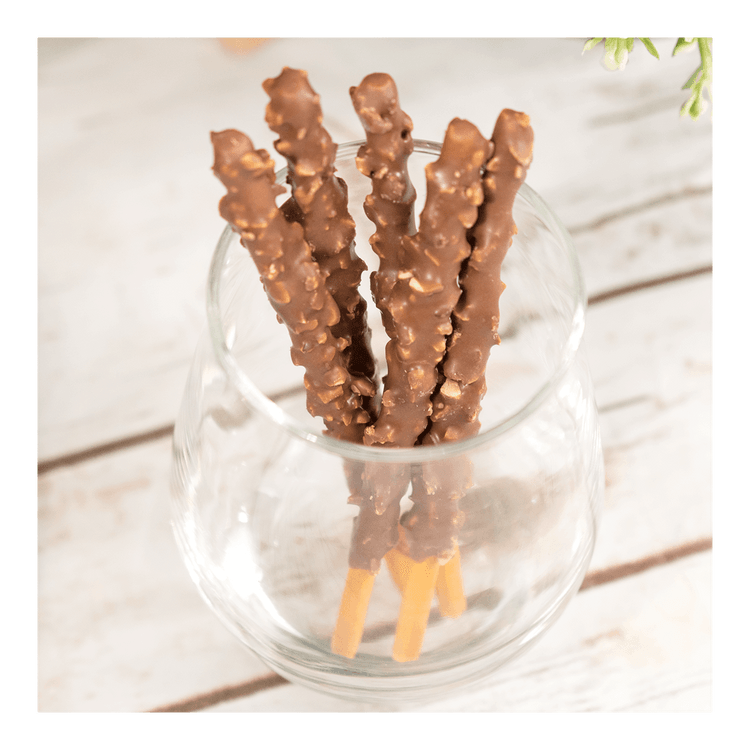 GLICO Almond Crush Pocky Chocolate Cookie Sticks, 1.45oz 
