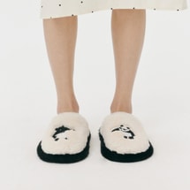 THE BEAST 팬더 퐁퐁 플러시 슬리퍼, 블랙 & 화이트, 사이즈 38~39 (250/98), 실내 및 실외 공용