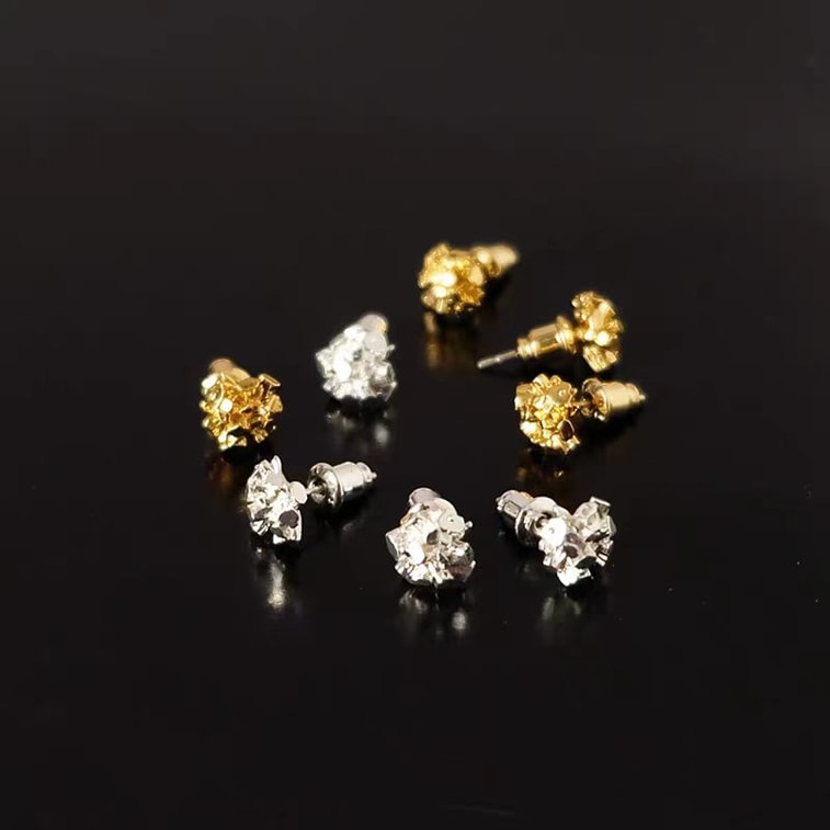 Fancy Jasmine 闪耀金属不规则熔岩肌理感碎石金色耳钉 璀璨星河满天星 感碎石金色耳钉 1对 【附赠Facny Jasmine高端抽拉悬浮首饰盒】 3