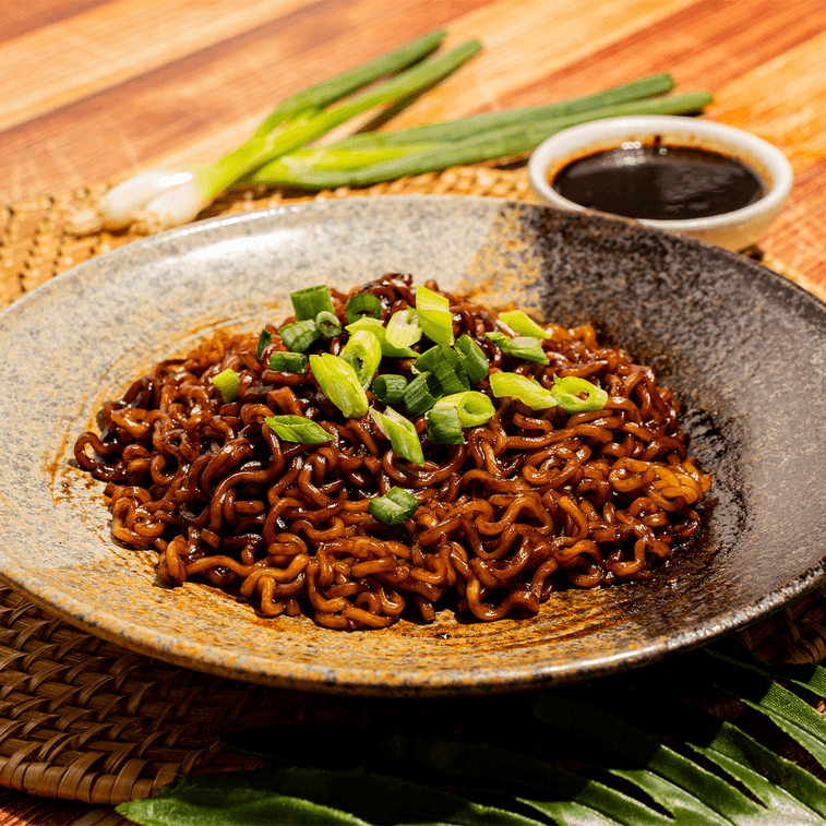 Korean Scallion Oil Instant Jjajang Black Bean Ramen Noodles, 16.51 oz 3