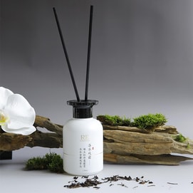 RE CLASSIFIED, Oriental Tea Series Reed Diffuser, Luoshui Playing with Frost, 150ml