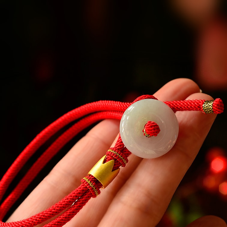 【中国直邮】女巫店 翡翠平安扣皇冠红绳我就是女王 4