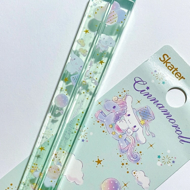 Skater Cinnamoroll Strap Bottle