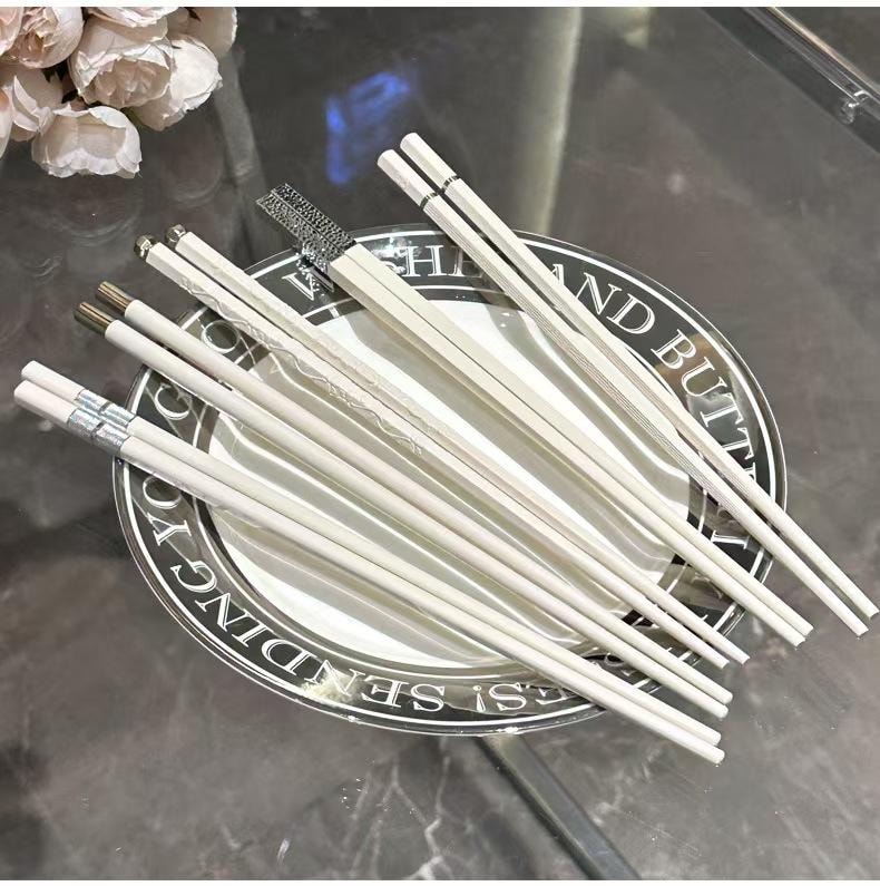  沁園庭 簡約輕奢金銀款筷子10雙 1包裝 耐高溫抗菌防黴 國貨精品