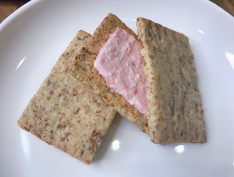【日本直邮】DHL直邮3-5天到 日本朝日ASAHI系列食品 草莓蛋挞玄米夹心饼干72g(2枚×2袋) 已更新包装
