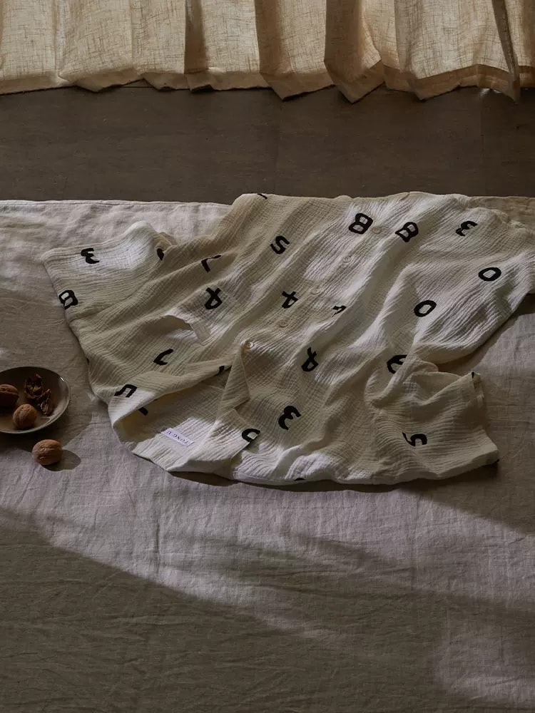 【中国直邮】Lullabuy 纯棉数字睡衣套装 L Size
